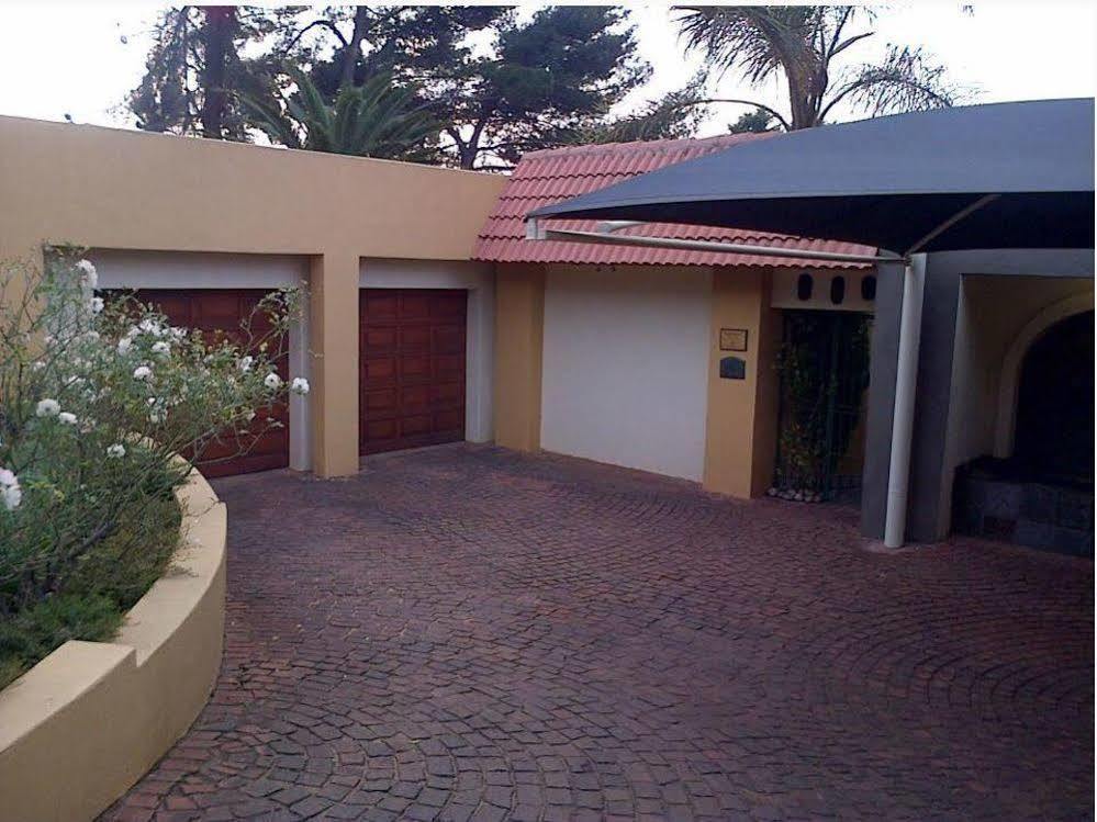 Jubilee Lodge Guest House Johannesburgo Exterior foto
