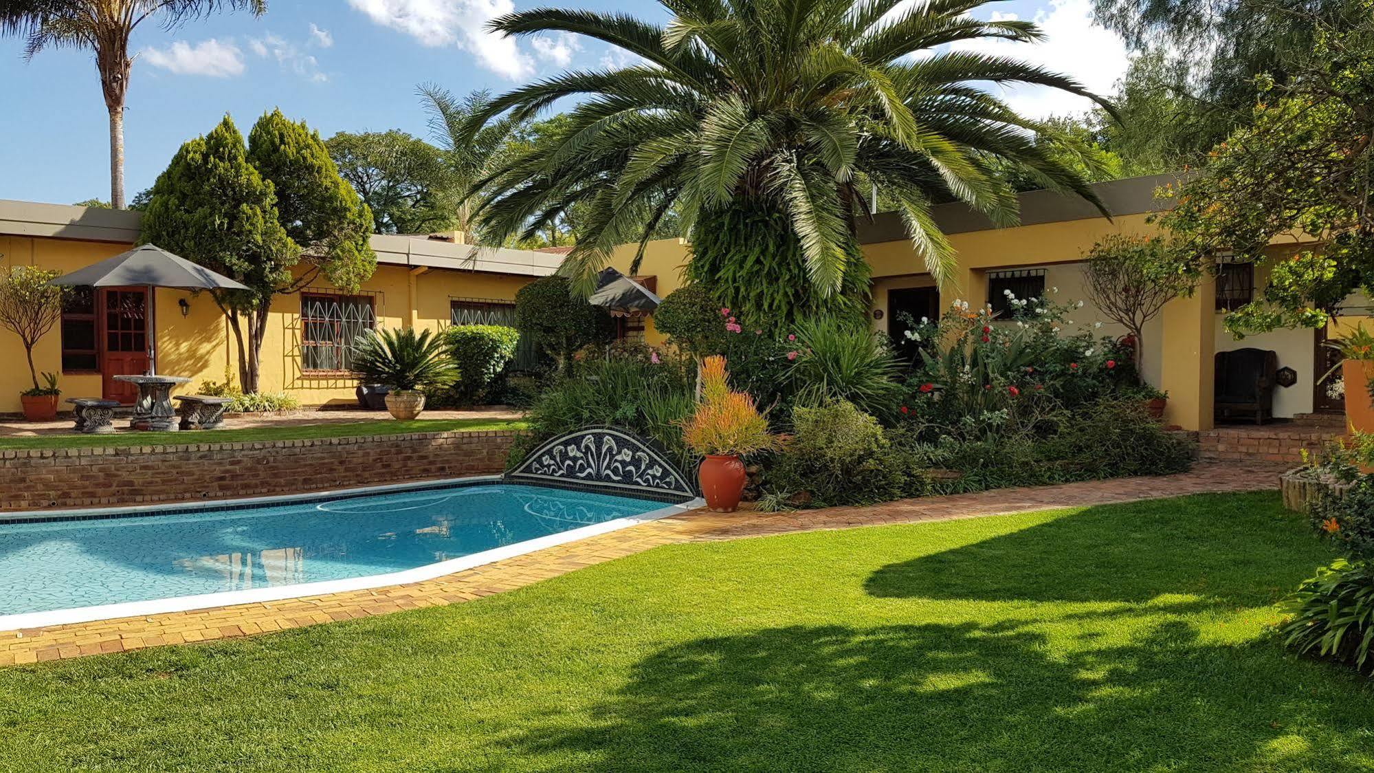 Jubilee Lodge Guest House Johannesburgo Exterior foto